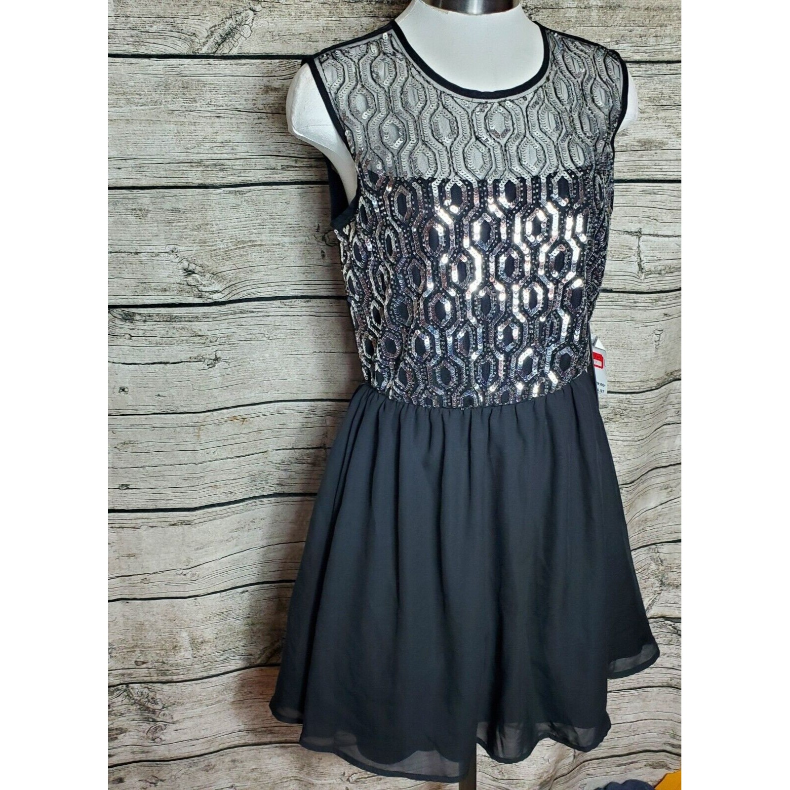As U Wish Juniors Sequin Geometric Patterned Party Dance Fit & Flare Dress Sz 5